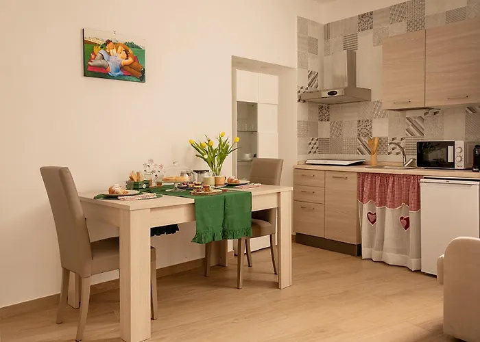 Domus Cuomo B&B